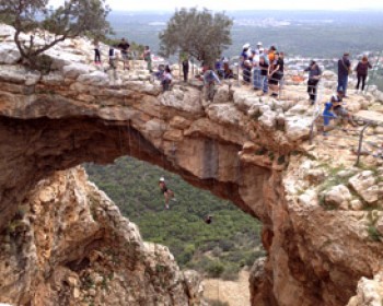 טיול למערת קשת, טיול עם ילדים בצפון, אטרקציות לילדים בצפון, טיול לשבת