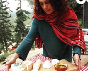 112407-yoav.jpg אמנים מארחים בעמק האלה