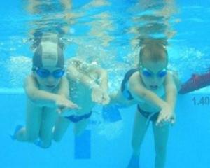 113947-water.JPG קייטנת שחייה לילדים בפסח