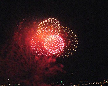 203278-azmaut-telaviv2007.jpg אירועי יום העצמאות במודיעין