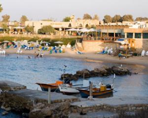 30434-beachbar-cesaria.jpg טיול עששיות בקיסריה