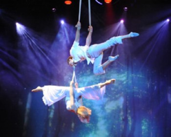 327555-wow7-09-2.jpg מופע WOW באילת