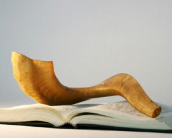 340501-shofar.jpg תקיעת השופר בראש השנה
