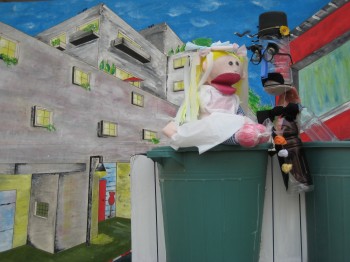 356185-IMG_1243.JPG פעילויות חנוכה לילדים באיקאה