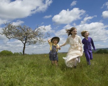 357319-nany-1.jpg נני מקפי 2 - הקסם חוזר