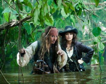 358620-Pirates.jpg שודדי הקאריביים - זרמים זרים