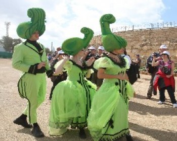 359394-resized_IMG_0077.JPG פסטיבל סתיו בנמל קיסריה – אירוע לכל המשפחה