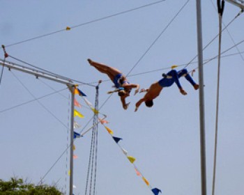 361331-florentine-circus2.jpg מופעי קרקס פלורנטין - שבת של סדנאות ומופעים