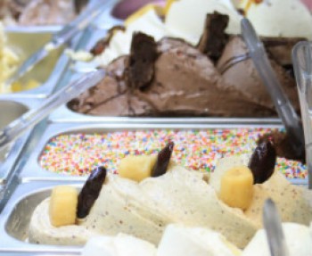 363240-ICE-CREAM.jpg סדנאות גלידה לילדים - פעילויות בחינם לסוכות 2013