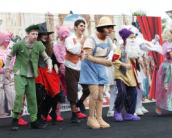 364372-PURIM-REHOVOT.jpg אירועי פורים 2014 ברחובות - פורים מסביב לעולם