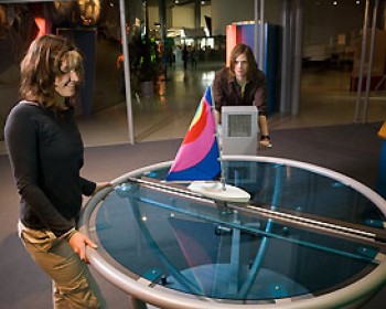 364719-seaandships.jpg תערוכת הספינות והים במדעטק חיפה