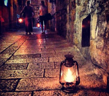 3656-ASHASHIT.jpg סיורים לכל המשפחה בירושלים בחגי תשרי