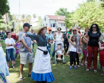 366249-SHARONA.jpg סיורים מומחזים בחנוכה במתחם שרונה - אירועי חנוכה בתל אביב