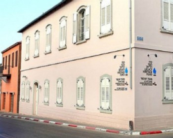 5067-BUILDING.jpg שעת סיפור בקפה לורנץ מרכז נווה שכטר