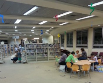 5222-BOOKS.jpg שעת סיפור לילדים במודיעין מכבים רעות