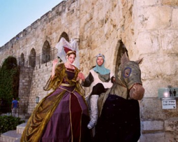 739-princess-prince.jpg אבירי הלילה בעיר העתיקה