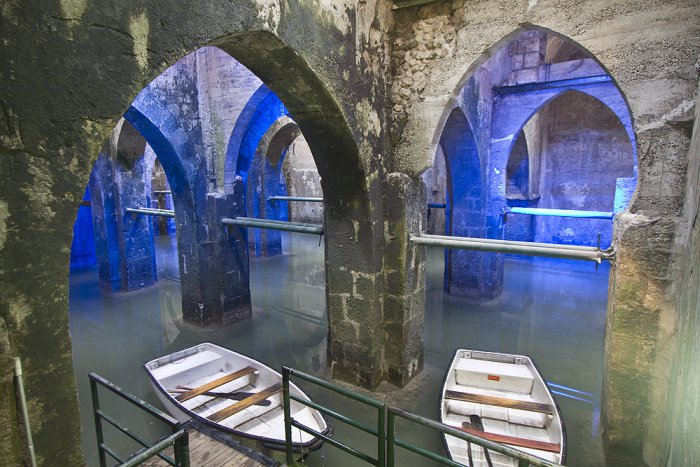 בריכת הקשתות רמלה. צילום: רון פלד.