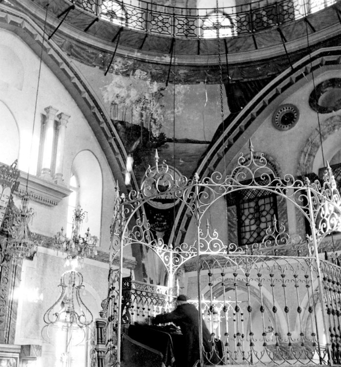 בתים מבפנים- ביכ תפארת ישראל צילום ארכיון – באדיבות החברה לשיקום ופיתוח הרובע היהודי