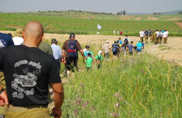 צעדת לטרון. צילוםם: יחצ
