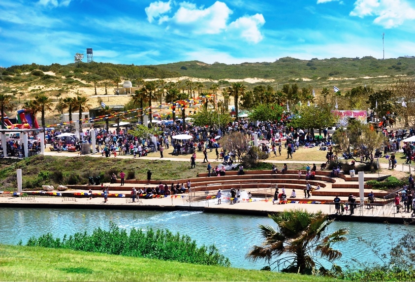 פסטיבל האביב. פארק נחל חדרה