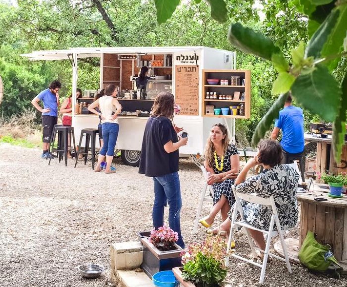 העגלה - בית קפה יזרעאלי צילום: העגלה.