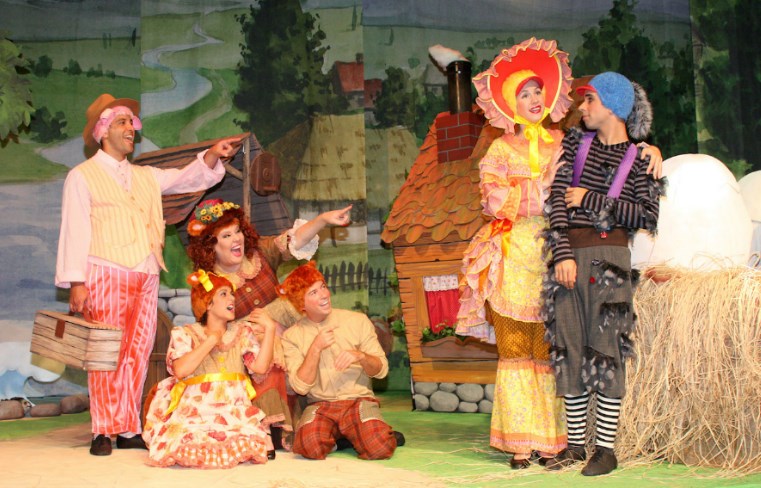 הברווזון המכוער, בקיץ מהאגדות ביריד המזרח