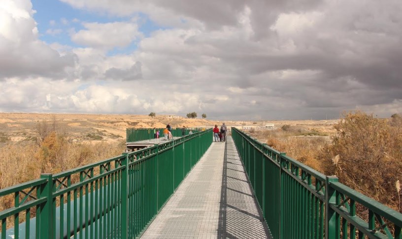 גשר הצינורות צילום לבנת גינזבורג