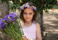 קטיף פרחים בחווה בתל אביב chava tel aviv