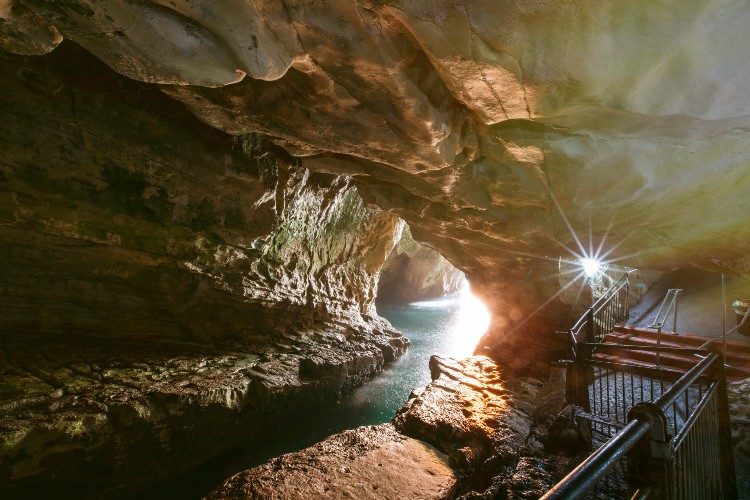 סליחות ונקרות ראש הנקרה עששיות