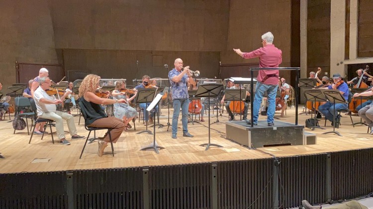 נעים להכיר סרט לכל המשפחה