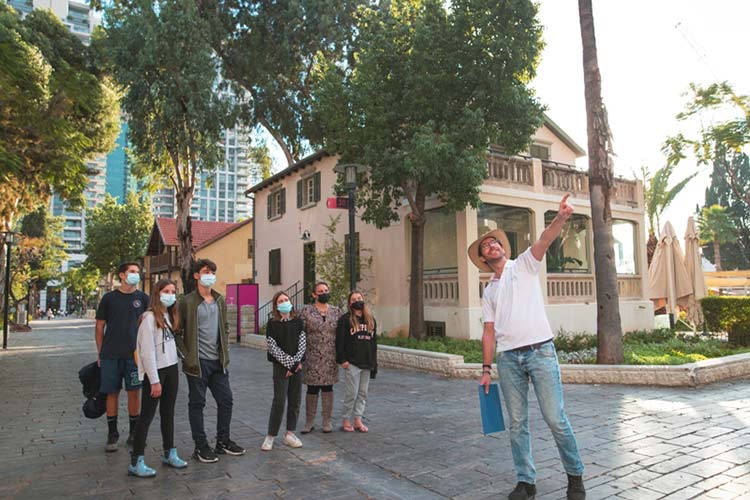 סיורים-מודרכים-בתל-אביב