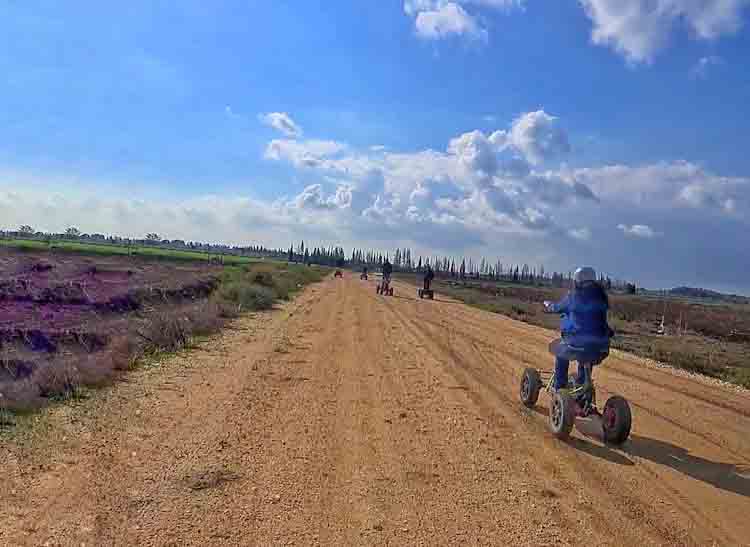 גרין ריידר אגמון עמק חפר, איזי ריידר עמק חפר