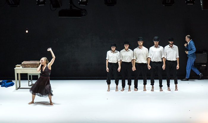 פלישה לחלל אבשלום פולק במוזיאון אגם