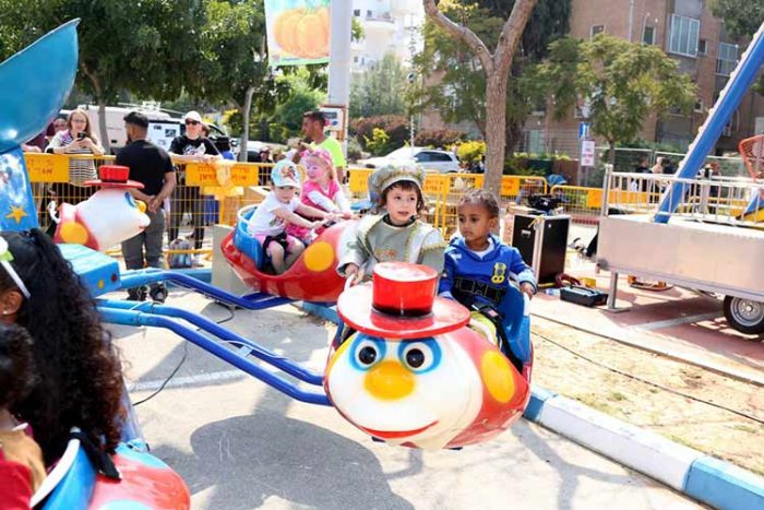 פורים-ברחובות פורים ברחובות