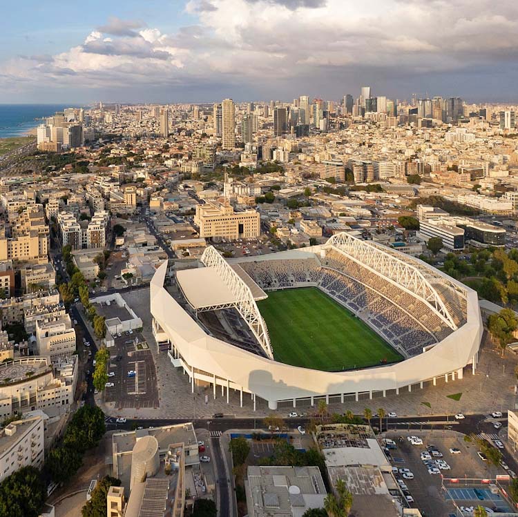 בתים מבפנים - סיור באיצטדיון בלומפילד כבר הייתם? 