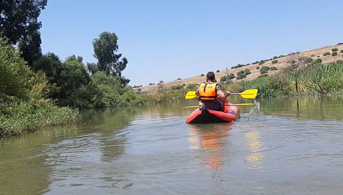 אטרקציות בצפון, שייט קייקים בצפון הכנרת עם אבוקיאק