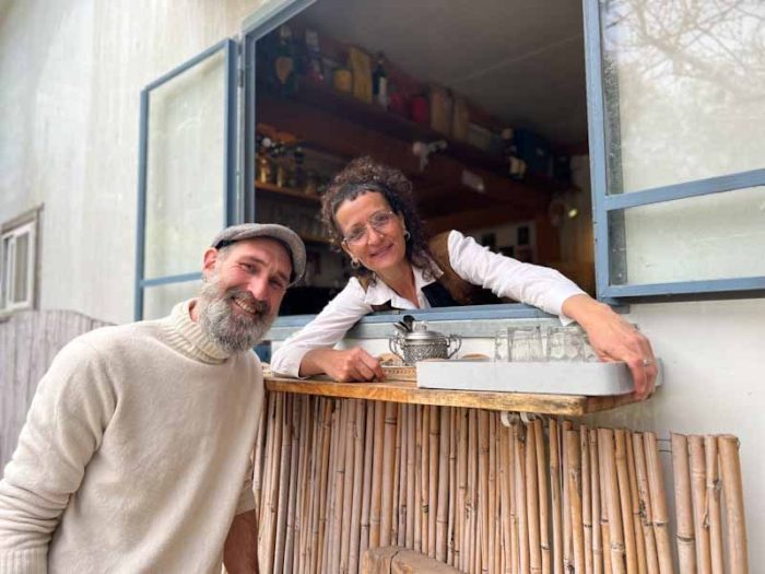 9C9FECE1-A3F1-4E64-933F-CFCDA96AB90D