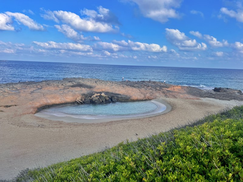 לגונת העין הכחולה חוף אכזיב