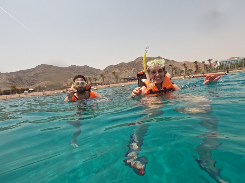 צוללים בשמורת האלמוגים