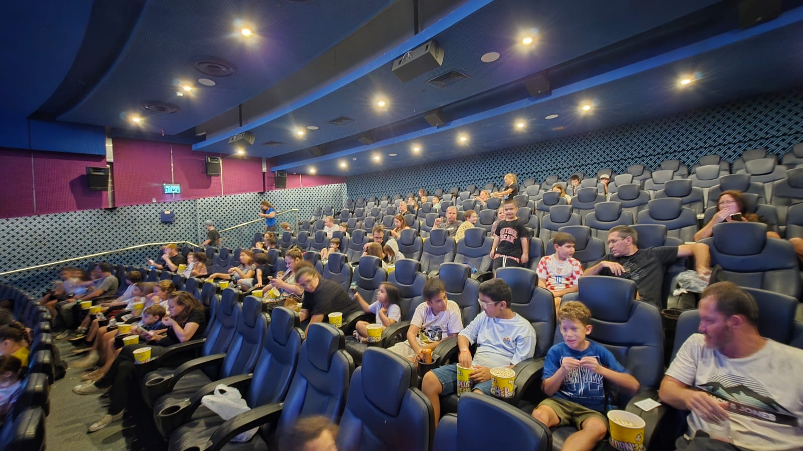 עצלן על הזמן, המלצות סרטים