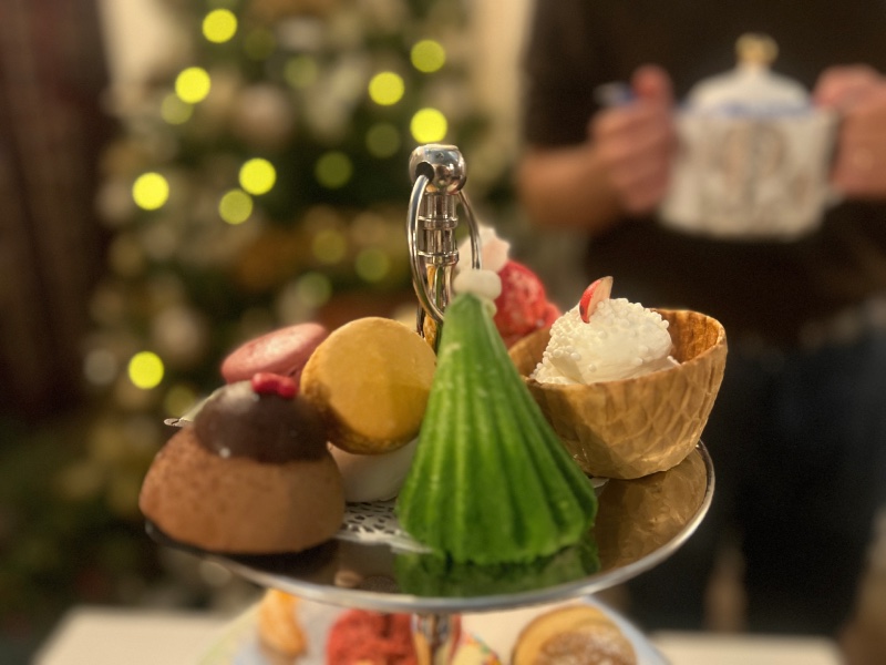 שעת התה באמריקן קולוני