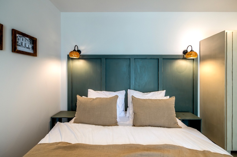 מלון אל-רום רמת הגולן, מלון ליד החרמון