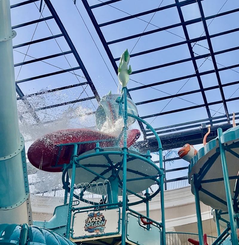 קאס ספלאש פארק מים מעלה אדומים