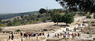 ציפורי, מסלולים בצפון, טיולי משפחות בצפון, הגן הלאומי בציפורי, טיולי משפחות בארץ, טיולי משפחות בצפון