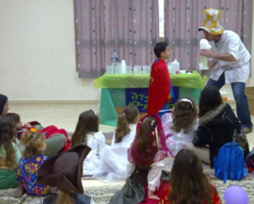 יום הולדת מדעי, ימי הולדת בבית, הפעלות ליום הולדת, רעיונות ליום הולדת, רעיון ליום הולדת